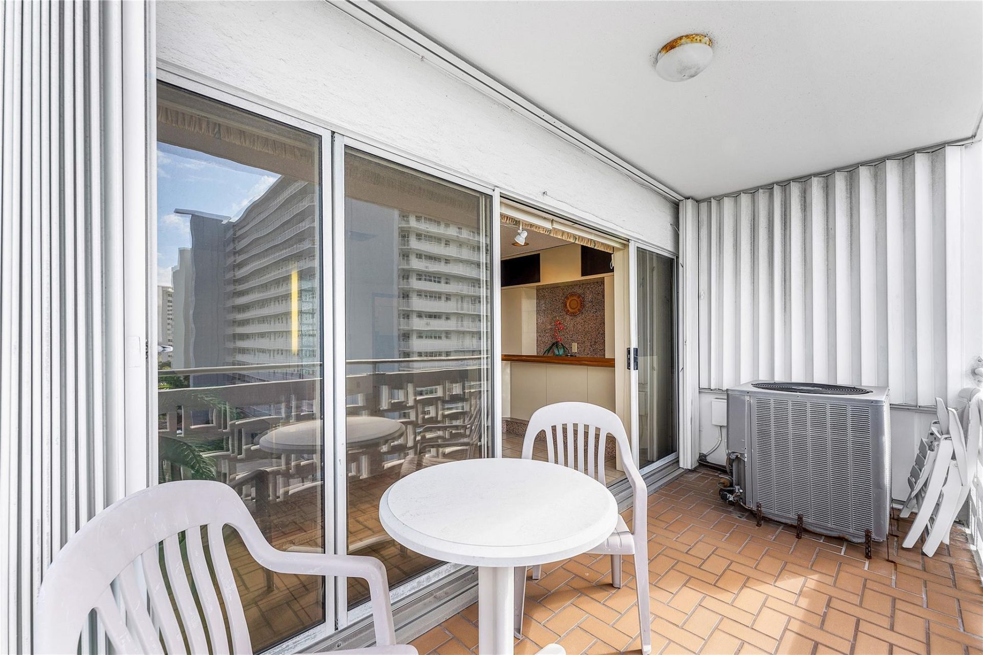 1900 S Ocean Drive, Unit 812, Fort Lauderdale, FL 33316 Photo