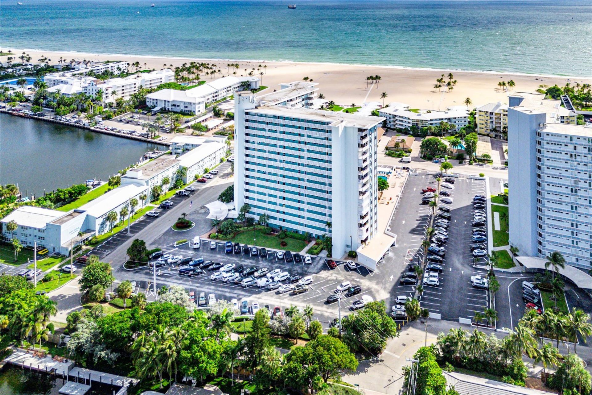 1900 S Ocean Drive, Unit 812, Fort Lauderdale, FL 33316 Photo