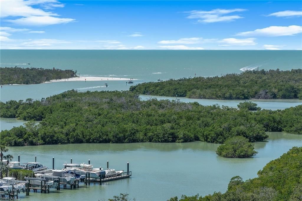 13675 Vanderbilt Dr, Unit 1107, Naples, FL 34110 Photo