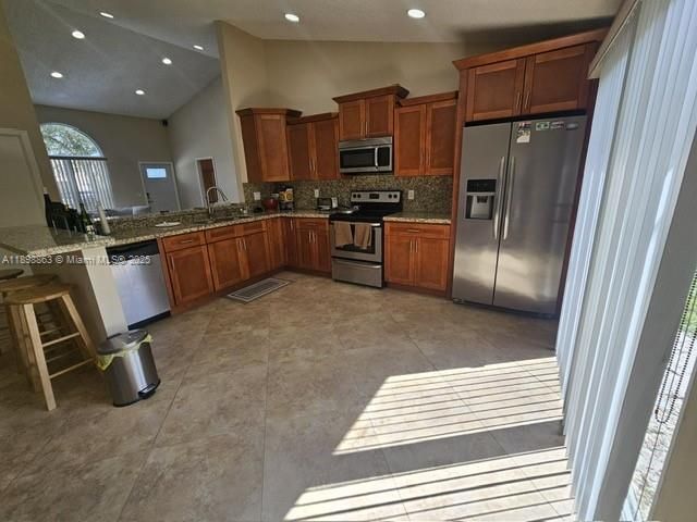 8660 SW 14th St, Pembroke Pines, FL 33025 Photo