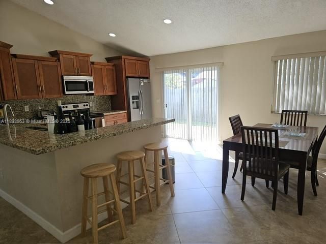 8660 SW 14th St, Pembroke Pines, FL 33025 Photo