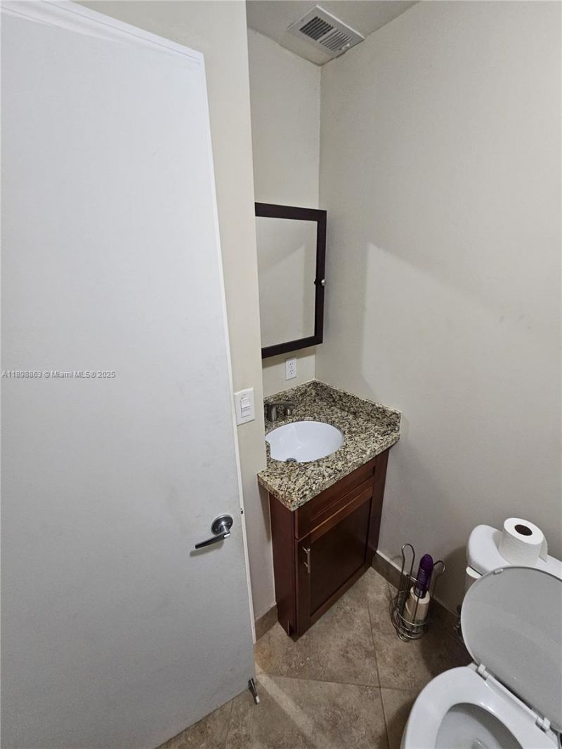 8660 SW 14th St, Pembroke Pines, FL 33025 Photo