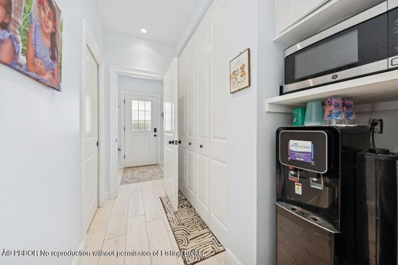 310 Almeria Road, West Palm Beach, FL 33405 Photo