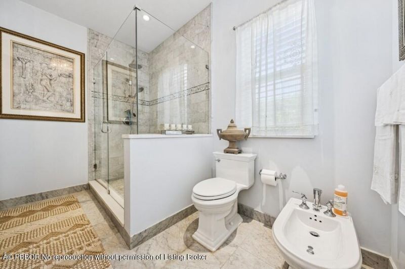 310 Almeria Road, West Palm Beach, FL 33405 Photo