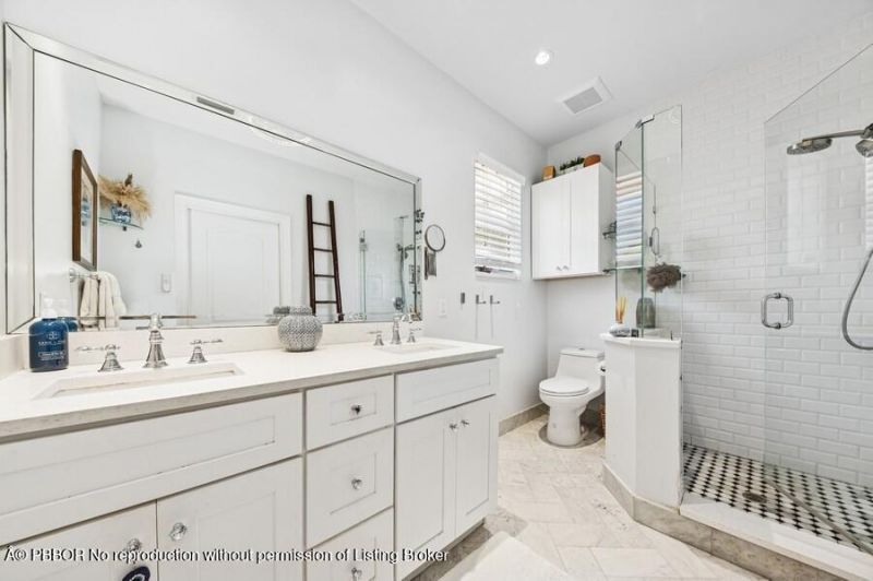 310 Almeria Road, West Palm Beach, FL 33405 Photo