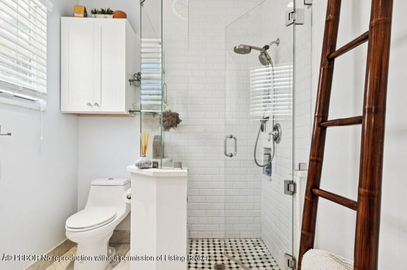 310 Almeria Road, West Palm Beach, FL 33405 Photo