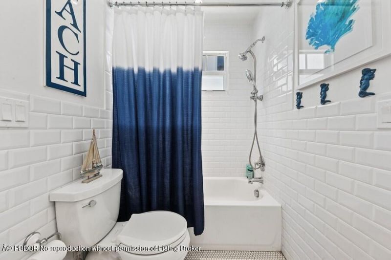 310 Almeria Road, West Palm Beach, FL 33405 Photo