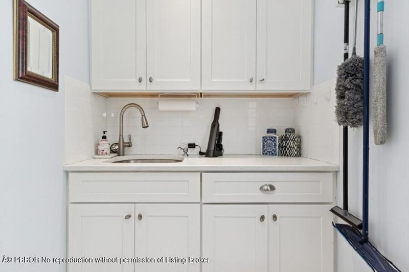 310 Almeria Road, West Palm Beach, FL 33405 Photo