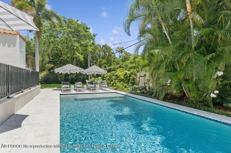 310 Almeria Road, West Palm Beach, FL 33405 Photo