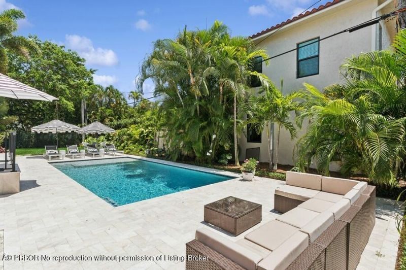 310 Almeria Road, West Palm Beach, FL 33405 Photo