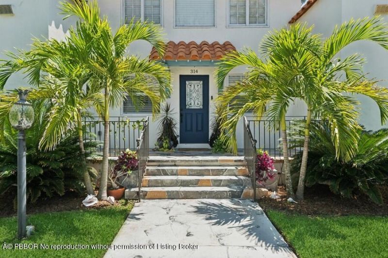 310 Almeria Road, West Palm Beach, FL 33405 Photo