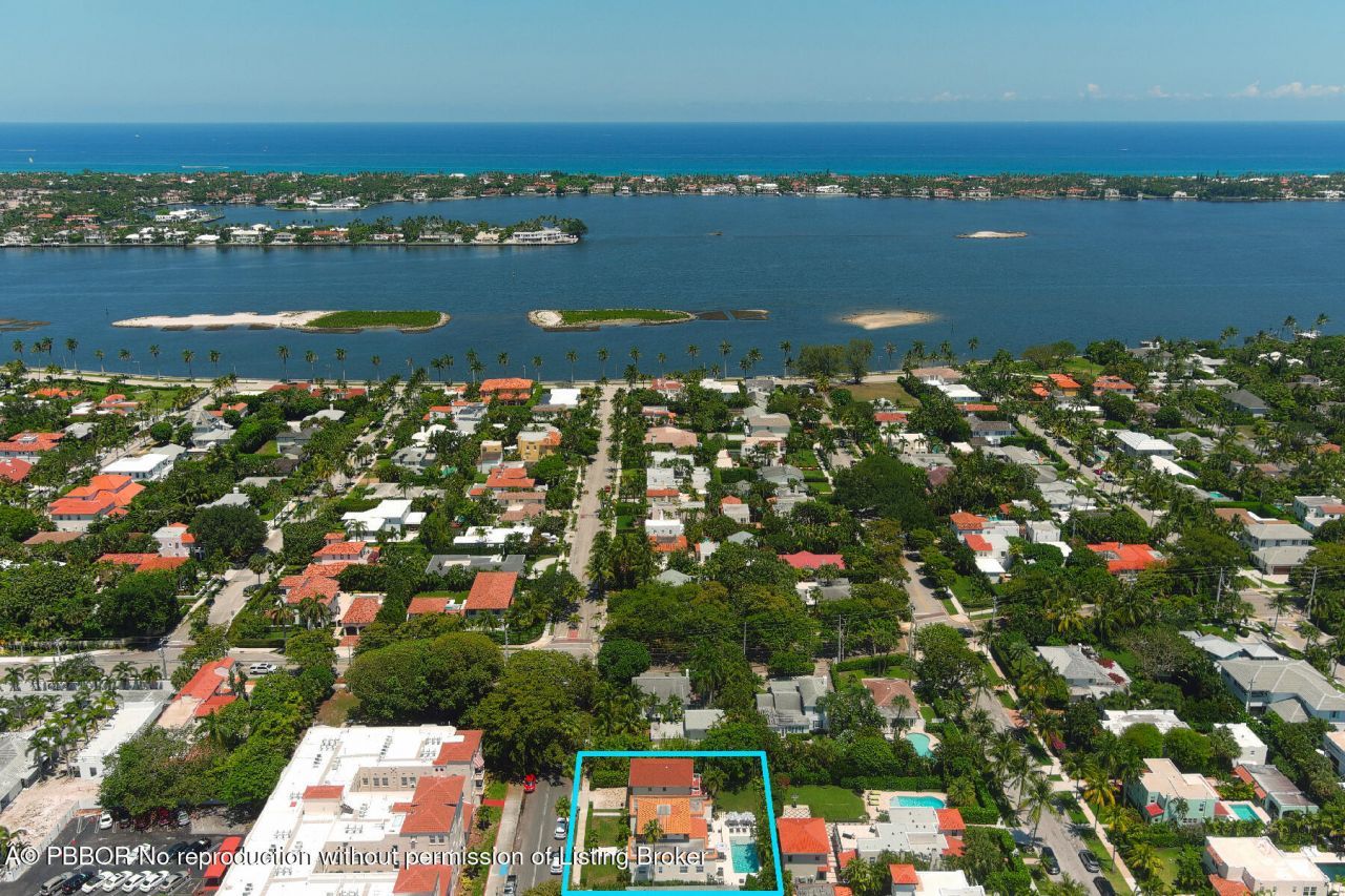 310 Almeria Road, West Palm Beach, FL 33405 Photo