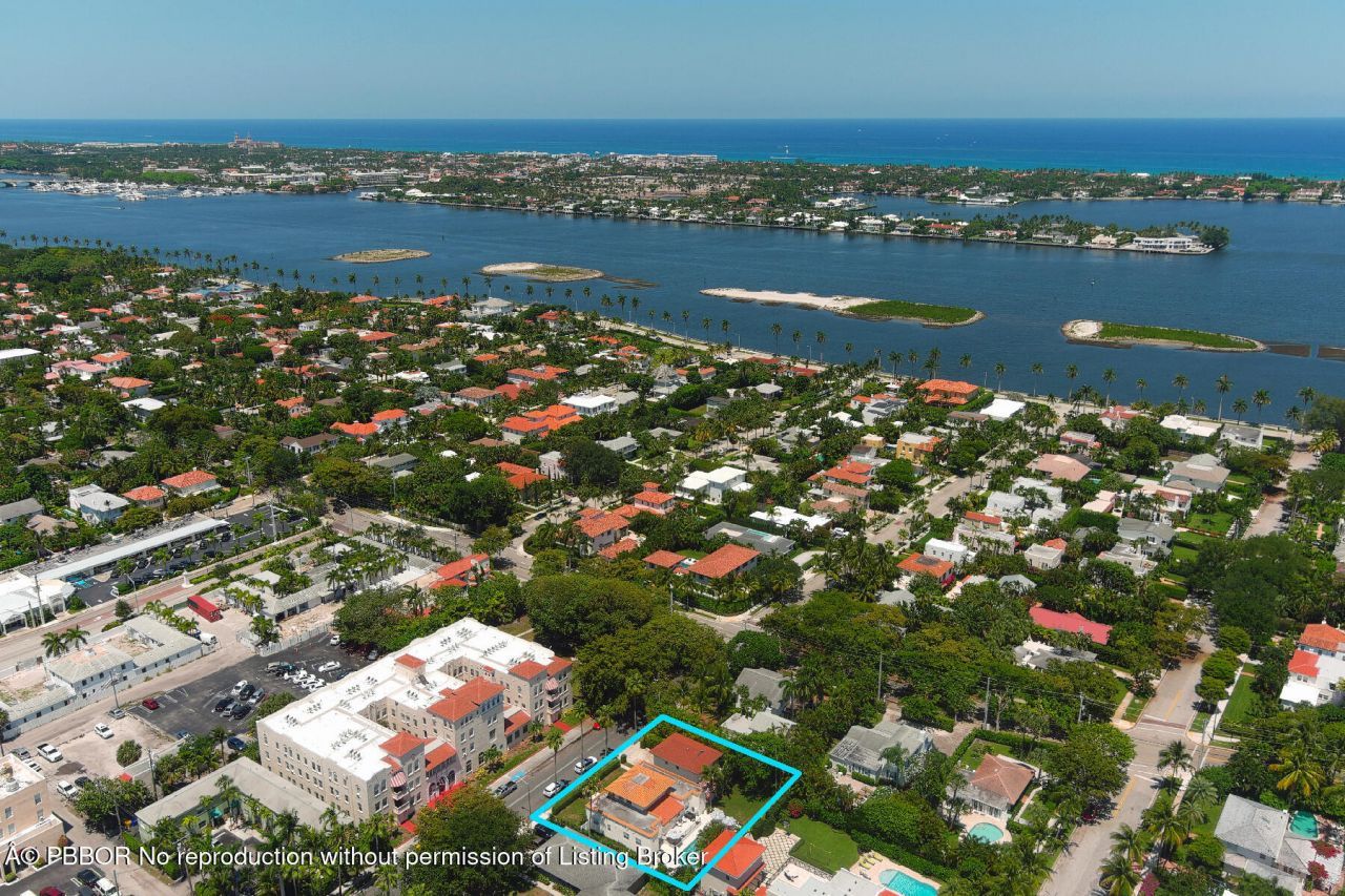 310 Almeria Road, West Palm Beach, FL 33405 Photo