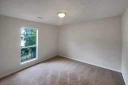 105 Nottingham Court photo 4