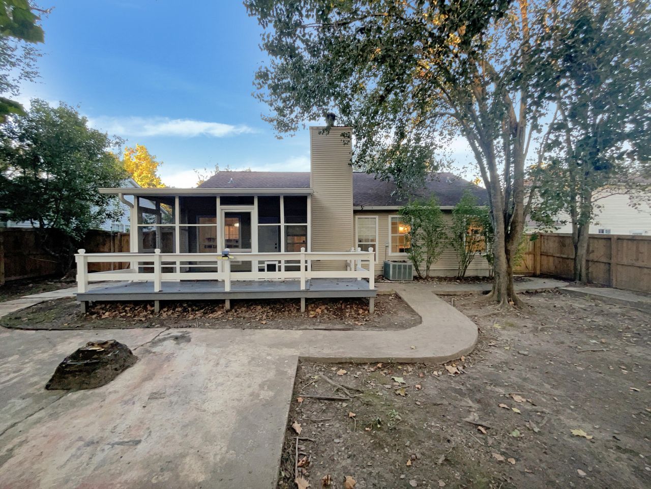 105 Nottingham Court Photo 5