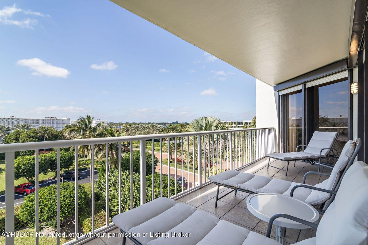 2770 S Ocean Boulevard, Unit 401S, Palm Beach, FL 33480 Photo