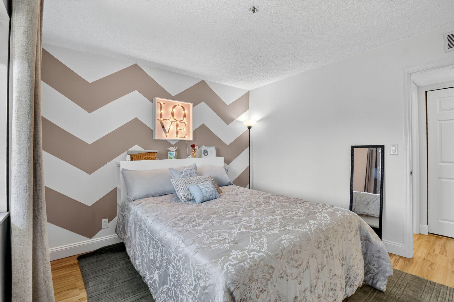 3000 Presidential Way, Unit 303, West Palm Beach, FL 33401 Photo