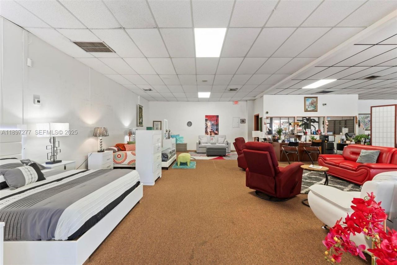 50 NW 107 Ave, Miami, FL 33174 Photo