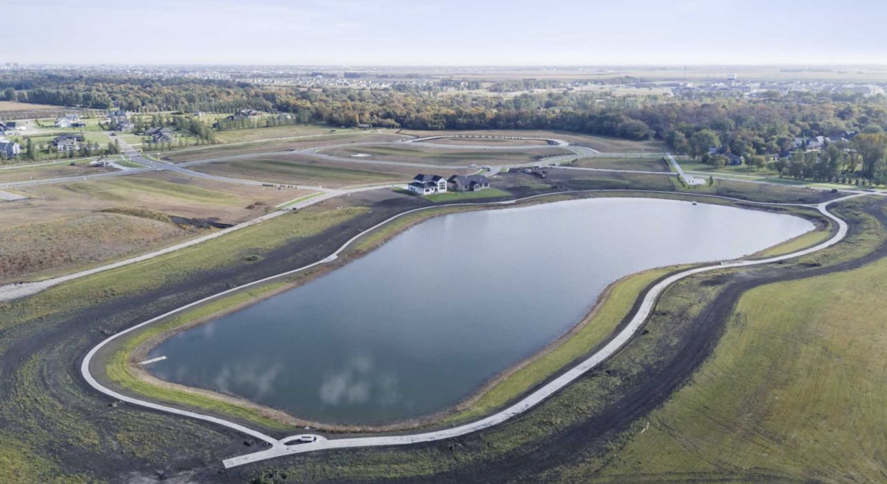 8239 Hebgen Drive, Horace, ND 58047 Main Photo