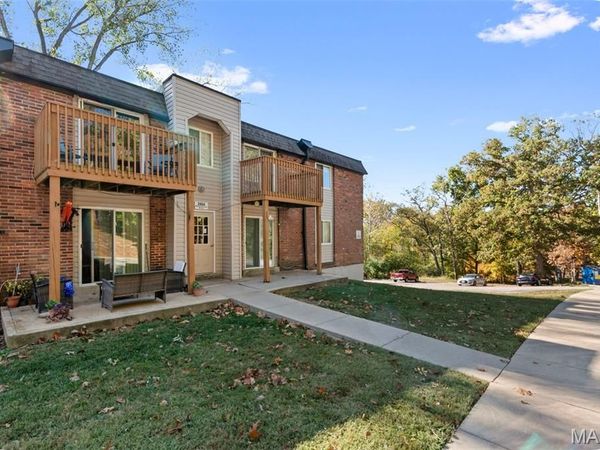 2804 Blackforest Drive, Unit A, St Louis, MO 63129