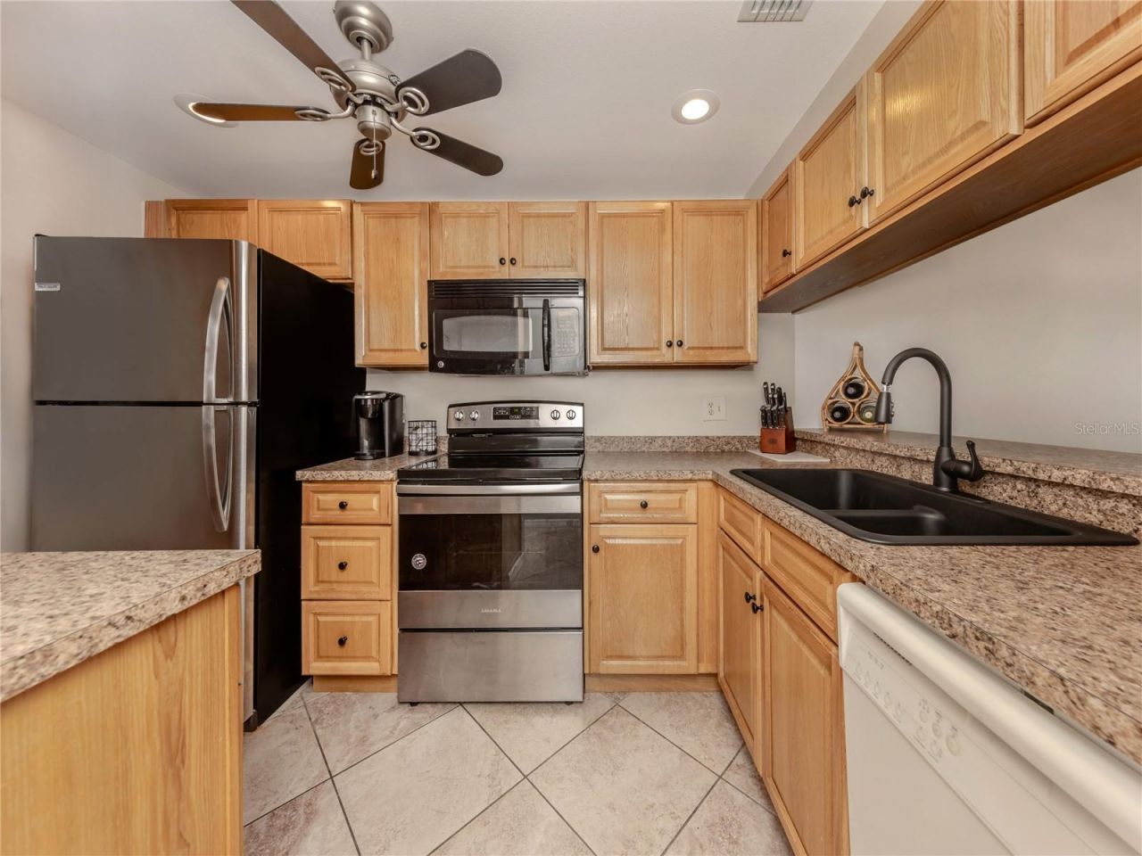 437 Cerromar Lane, Unit 312, Venice, FL 34293 Photo