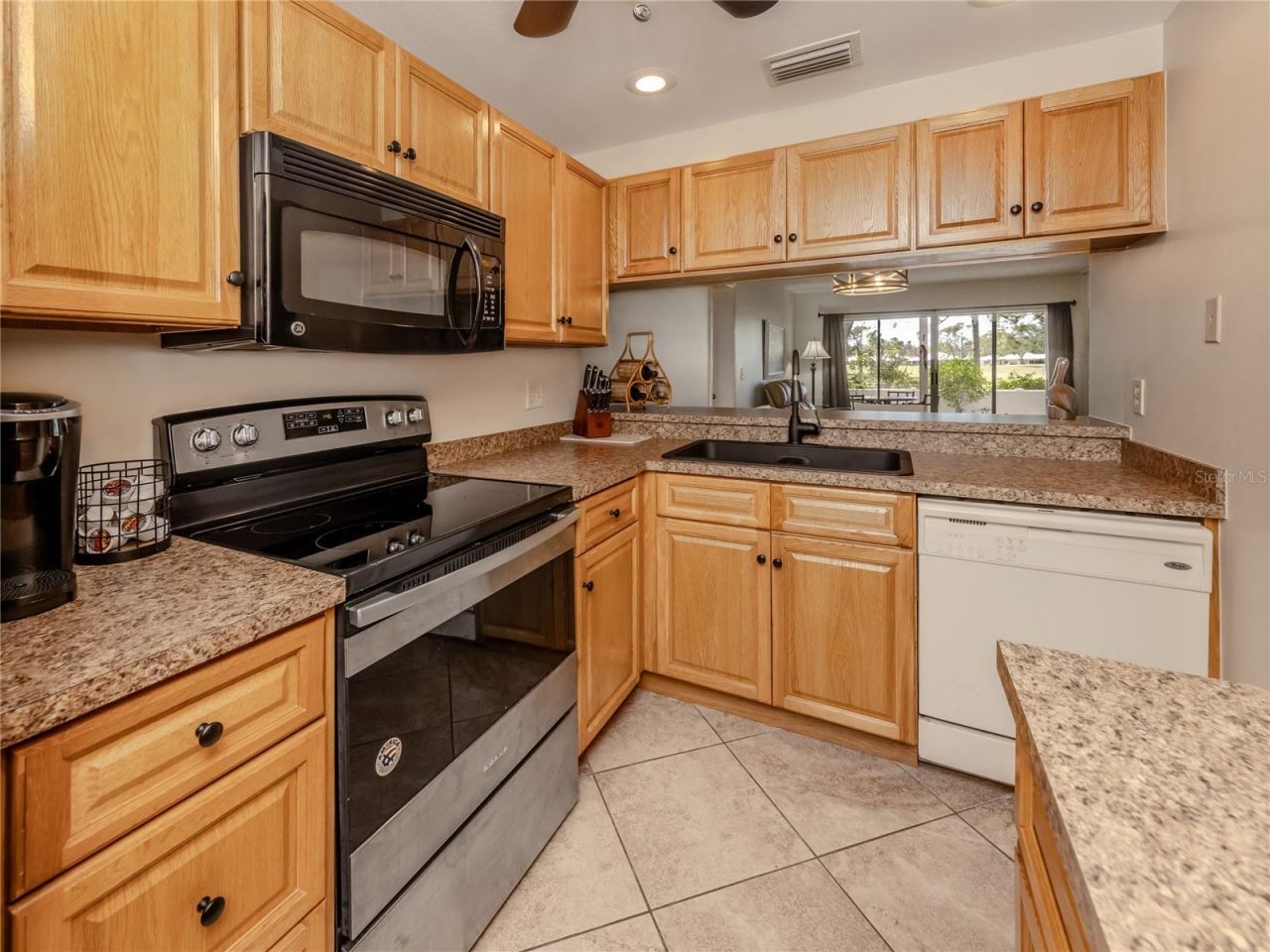 437 Cerromar Lane, Unit 312, Venice, FL 34293 Photo