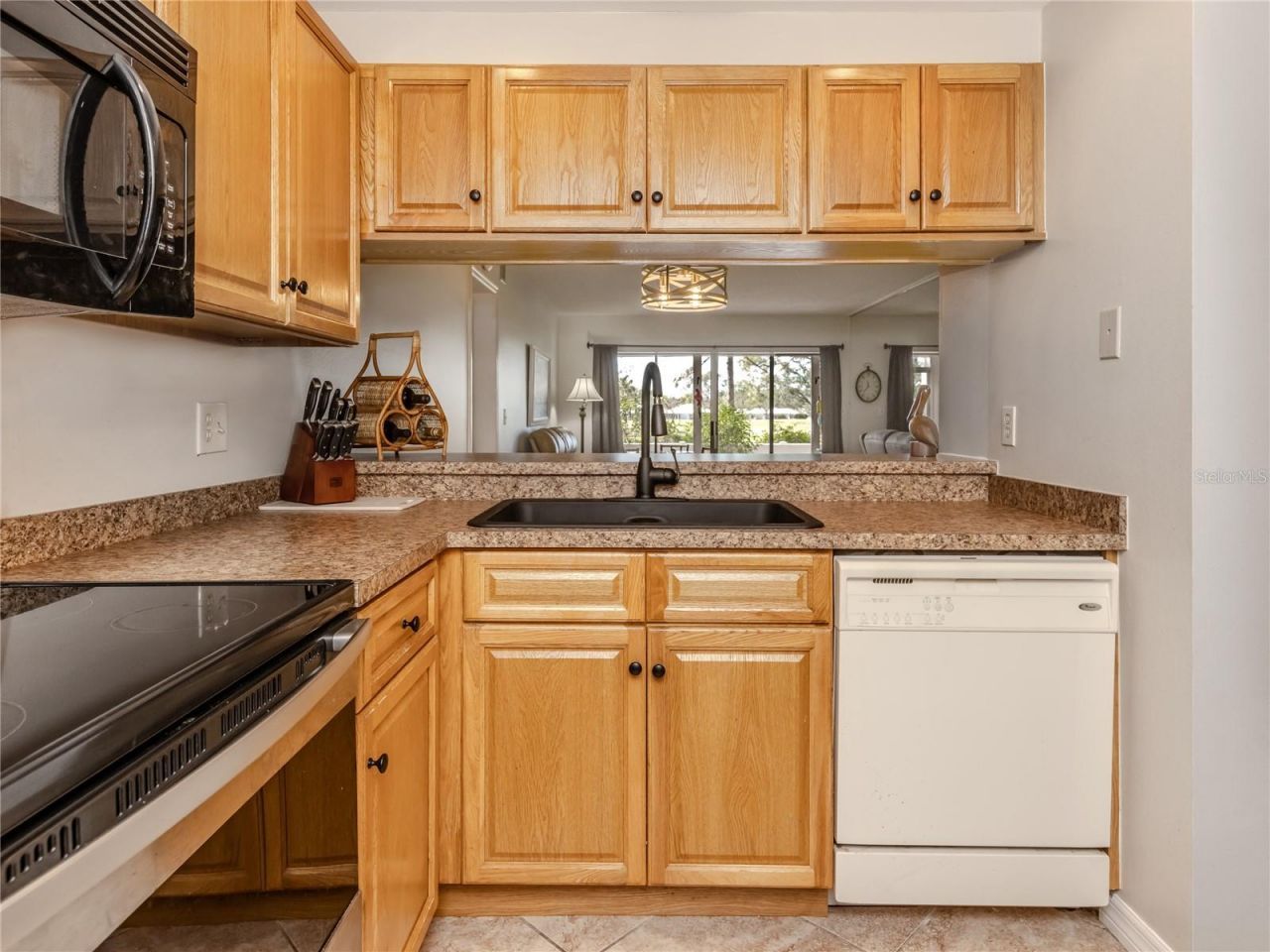 437 Cerromar Lane, Unit 312, Venice, FL 34293 Photo