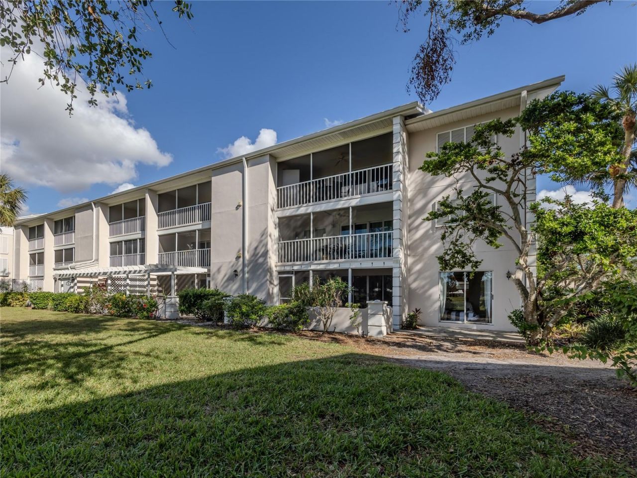 437 Cerromar Lane, Unit 312, Venice, FL 34293 Photo
