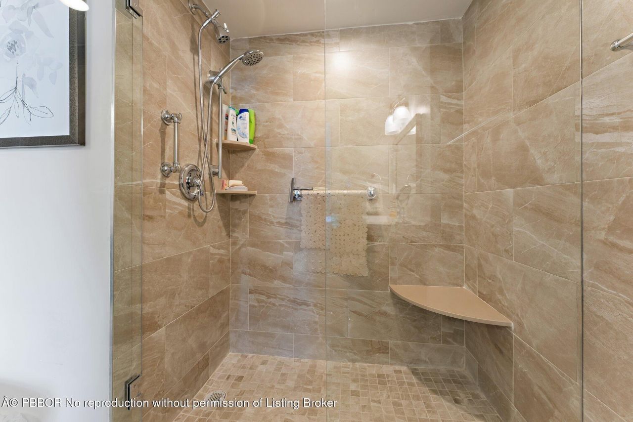 5480 N Ocean Drive, Unit B6B, Riviera Beach, FL 33404 Photo