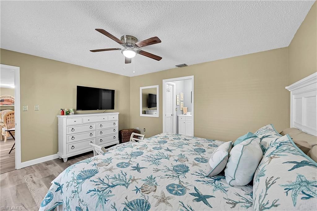 15804 Missouri St, Bokeelia, FL 33922 Photo