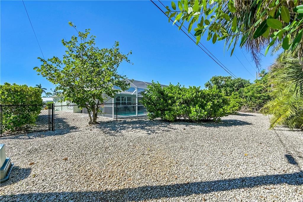 15804 Missouri St, Bokeelia, FL 33922 Photo