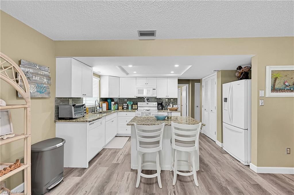 15804 Missouri St, Bokeelia, FL 33922 Photo