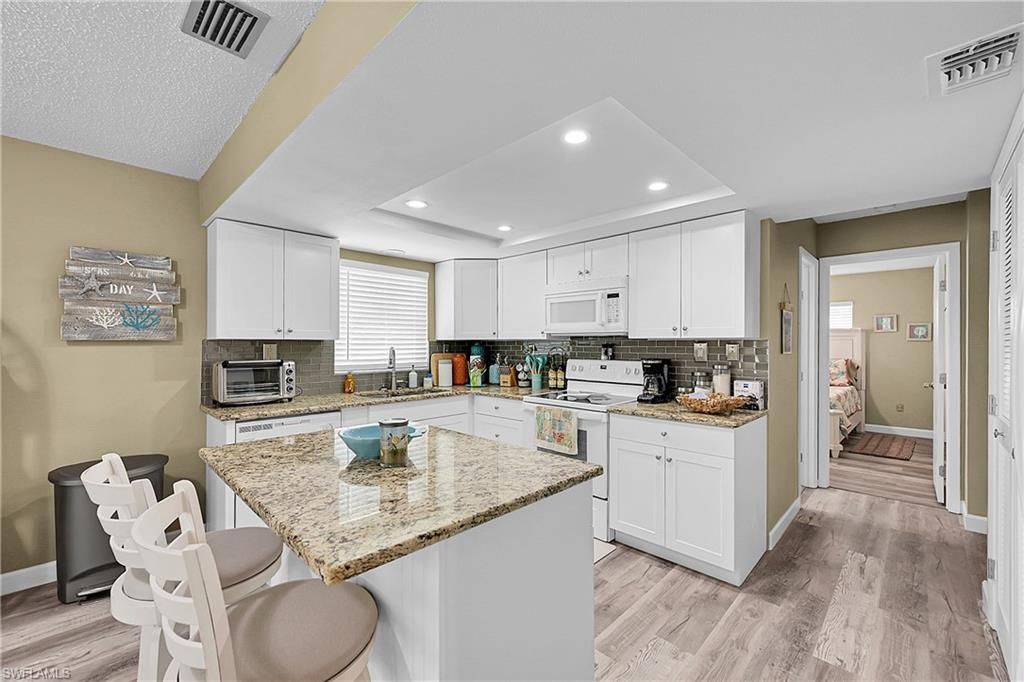 15804 Missouri St, Bokeelia, FL 33922 Photo