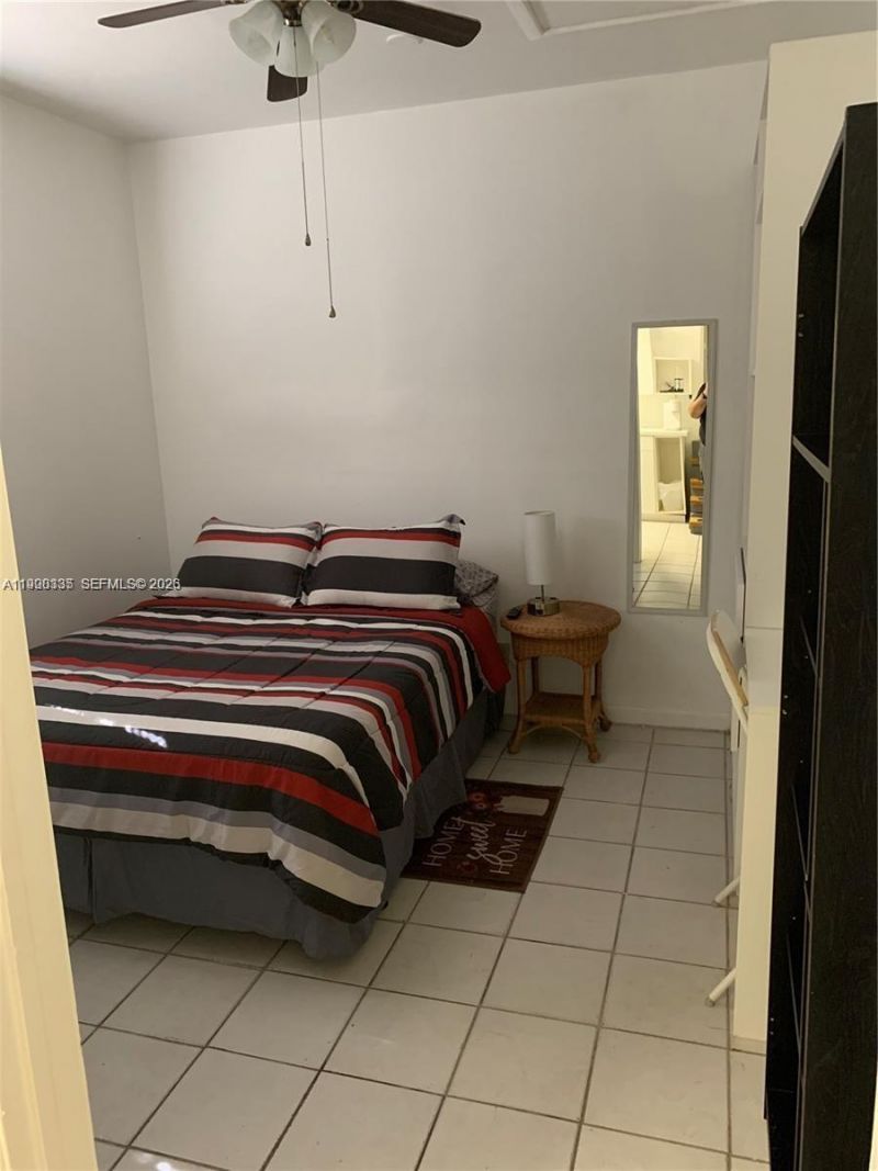 6102 SW 58th St, Unit B, South Miami, FL 33143 Photo