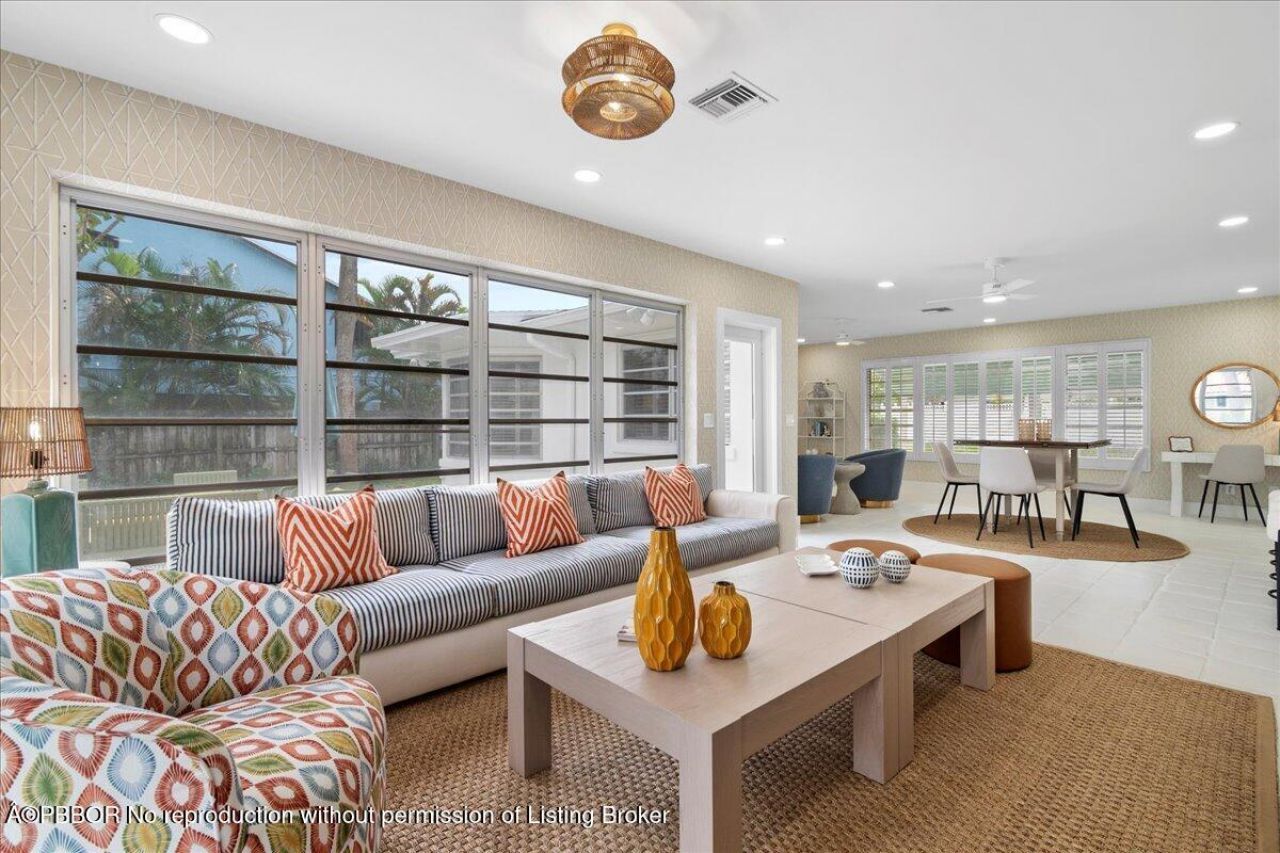 2412 N Lakeside Drive, Lake Worth, FL 33460 Photo