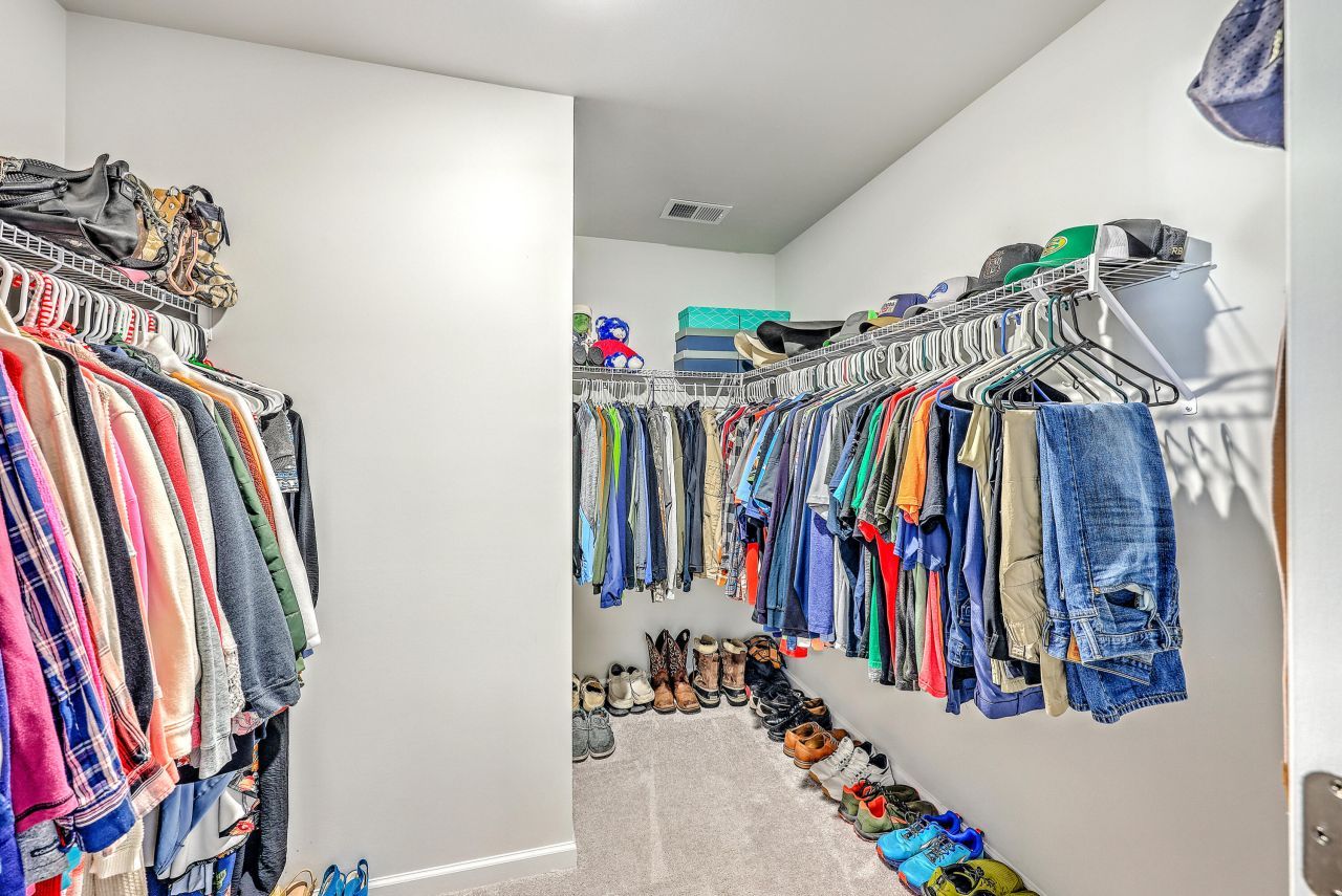 81 Red Bluff Street Photo 23