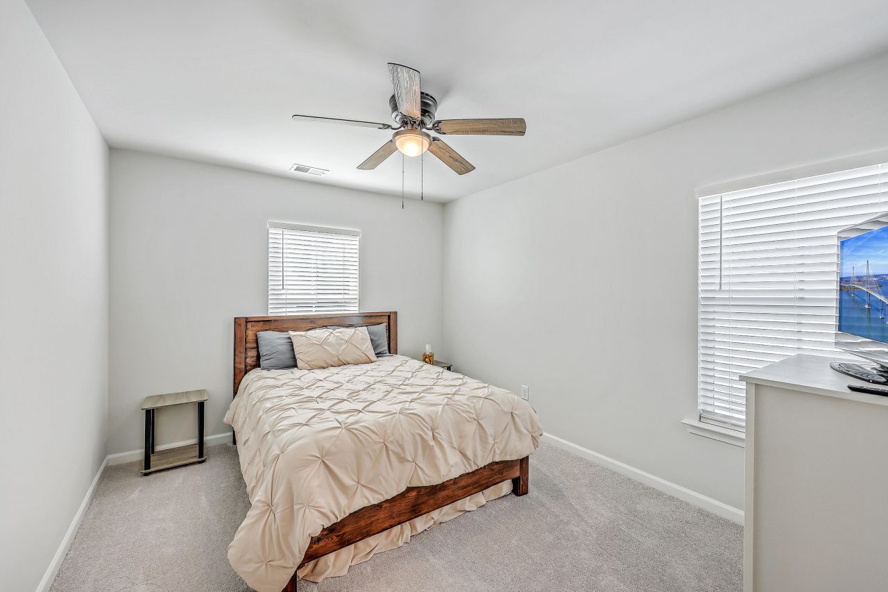 81 Red Bluff Street Photo 29