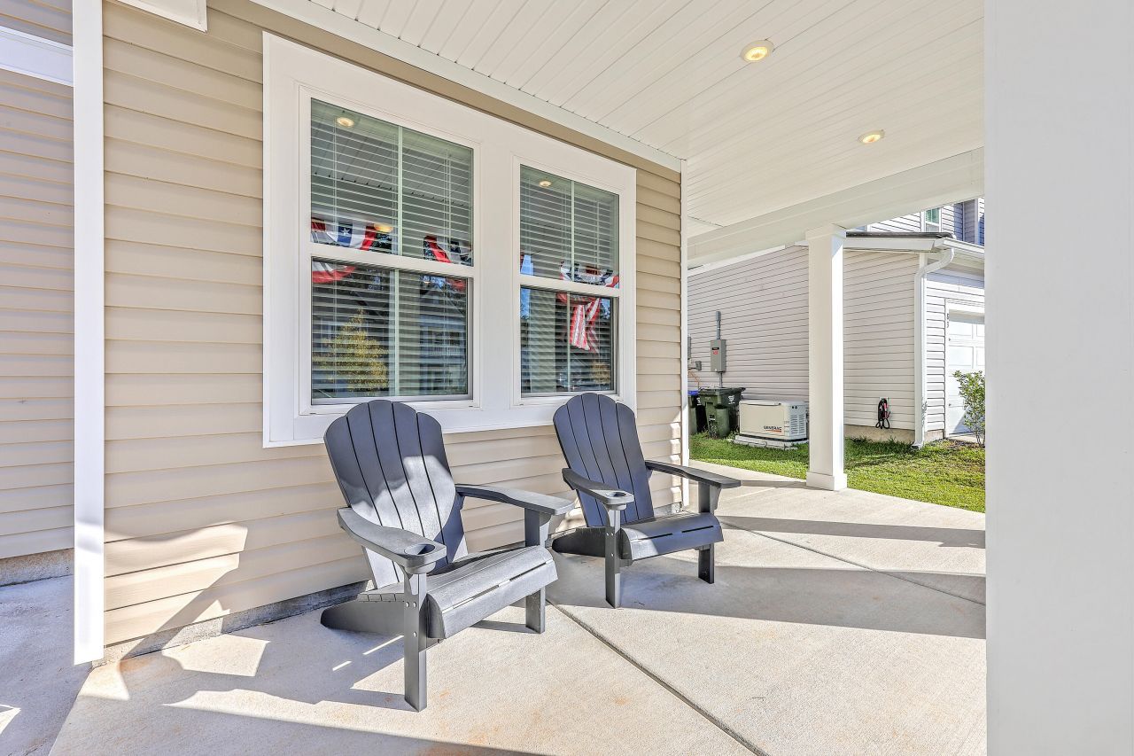 81 Red Bluff Street Photo 4