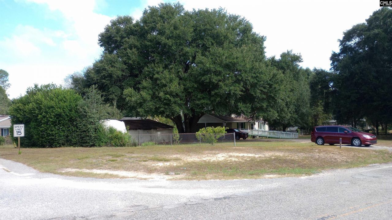 1123 Pine Street Photo 8