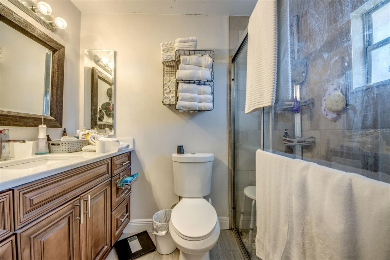 912 SE 24th Avenue, Unit A &  B, Cape Coral, FL 33990 Photo