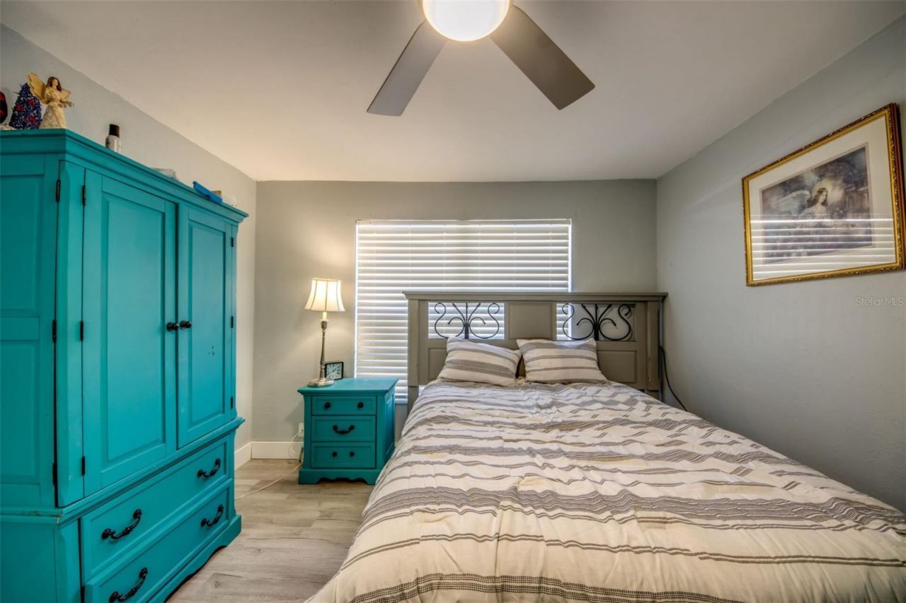 912 SE 24th Avenue, Unit A &  B, Cape Coral, FL 33990 Photo