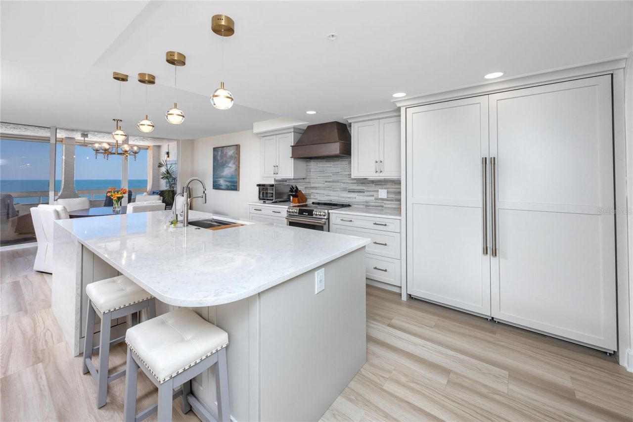 17940 Gulf Boulevard, Unit 17C, Redington Shores, FL 33708 Photo