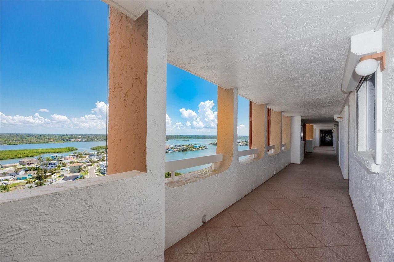 17940 Gulf Boulevard, Unit 17C, Redington Shores, FL 33708 Photo