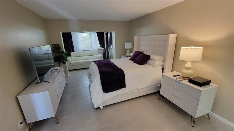 1801 Presidential Way, Unit D202, West Palm Beach, FL 33401 Photo