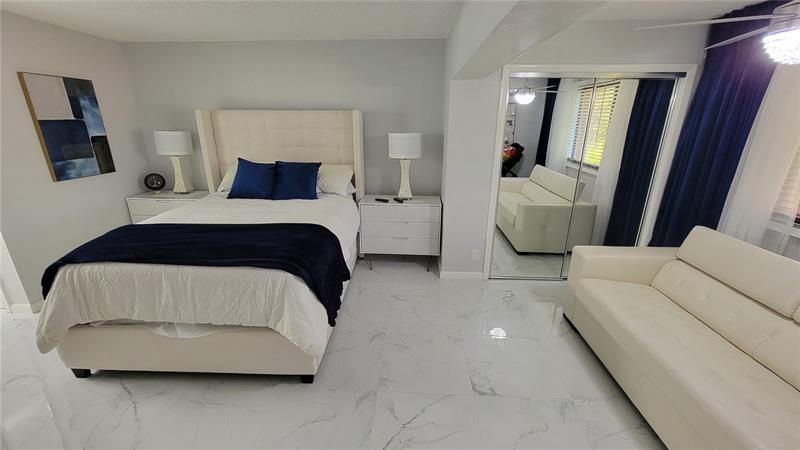 1801 Presidential Way, Unit D202, West Palm Beach, FL 33401 Photo