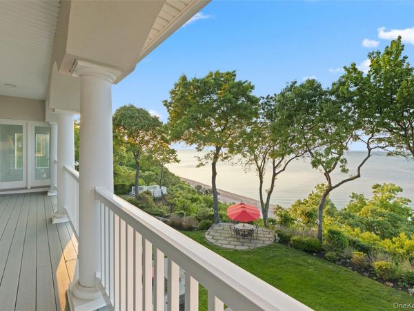 15 Stephans Path, Port Jefferson, NY 11777