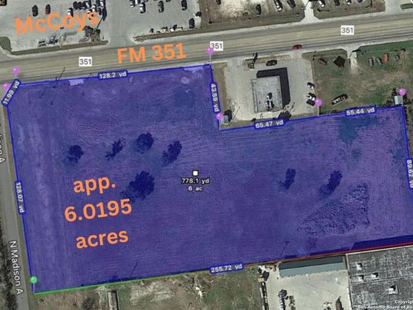 305 fm 351, Beeville, TX 78102