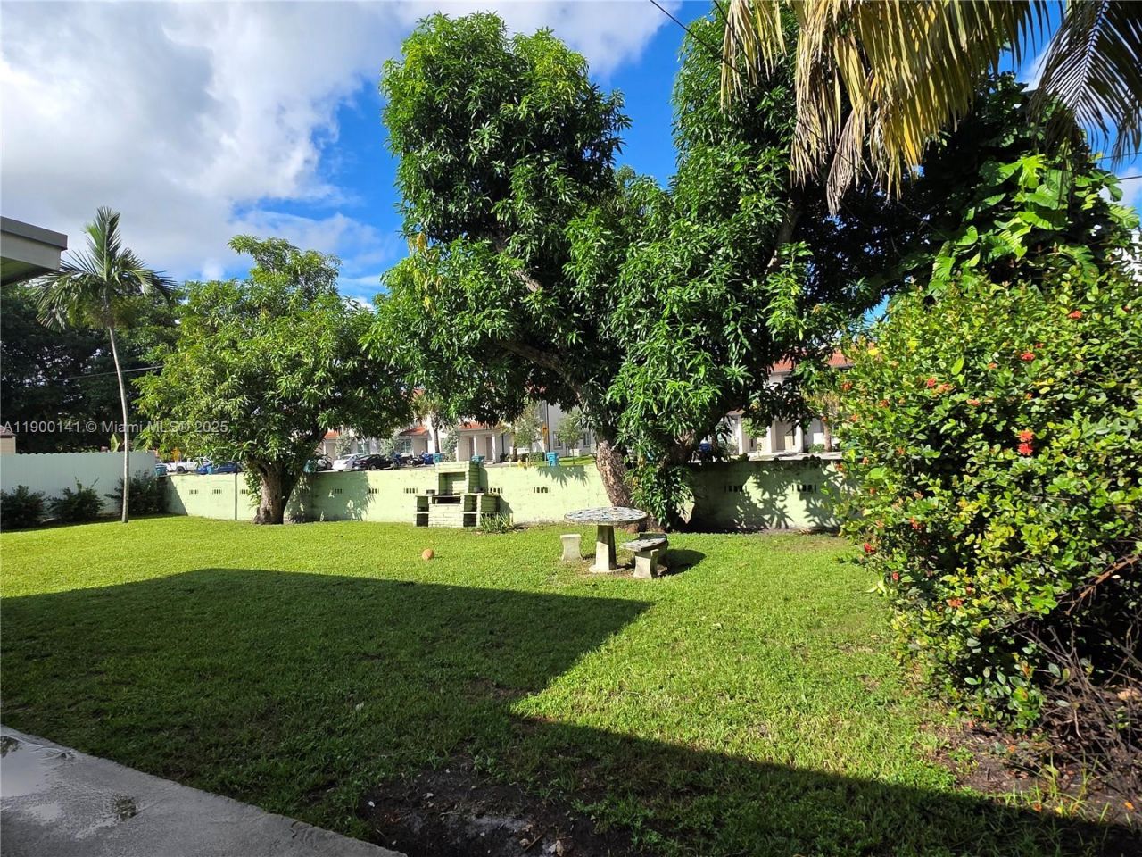 14400 NW 16th Ct, Miami, FL 33167 Photo