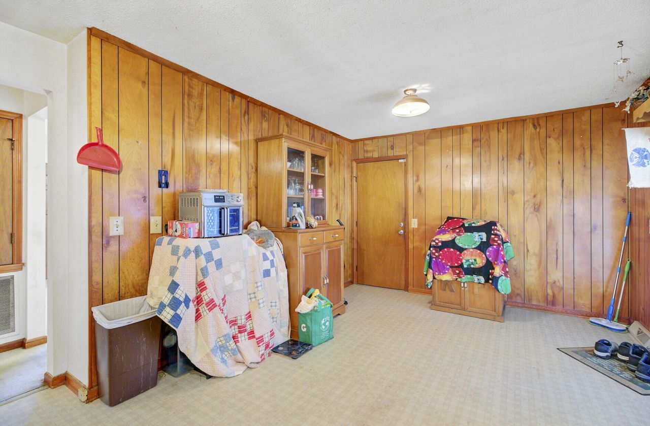 4439 Kindlewood Drive Photo 10