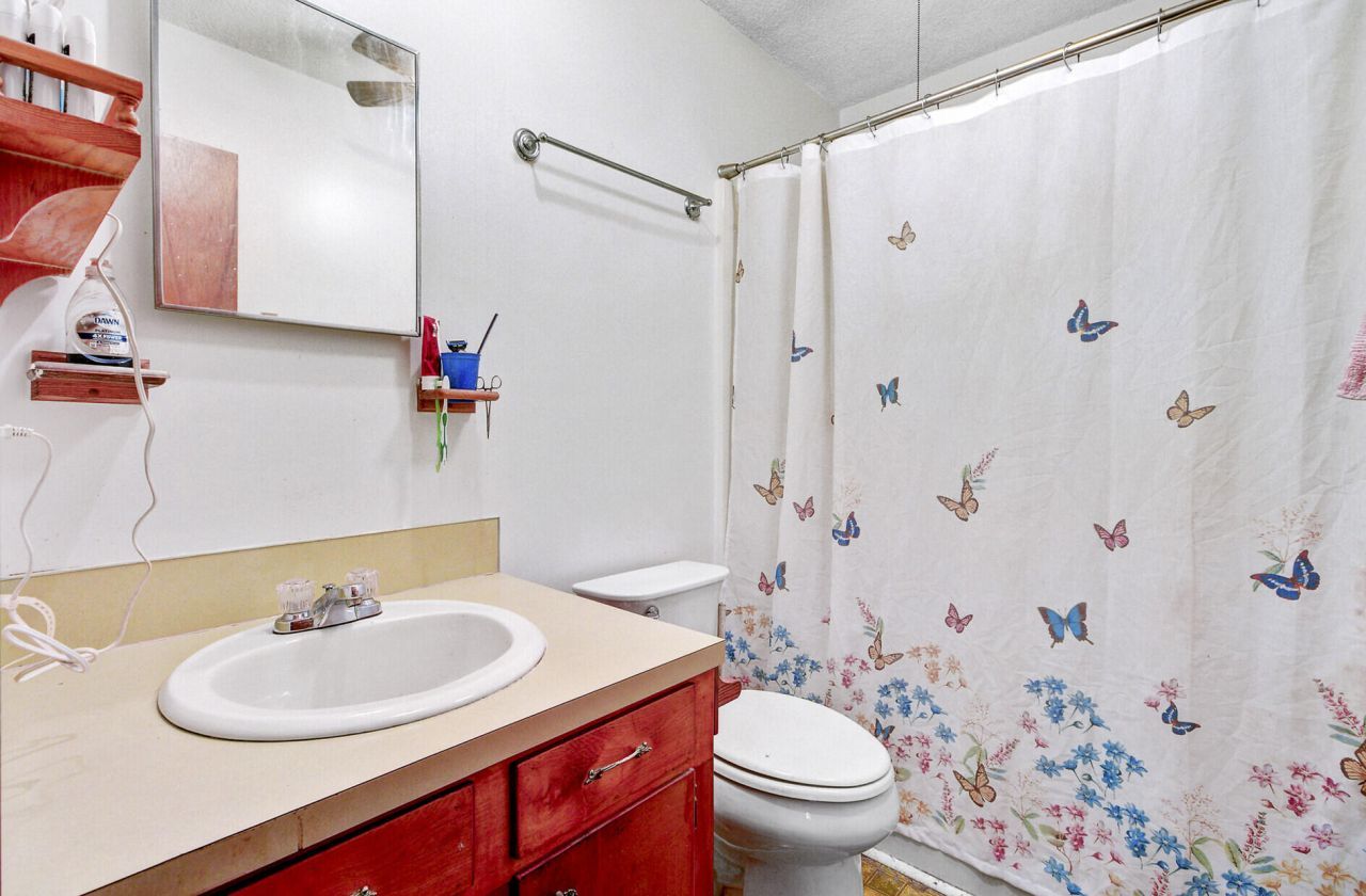 4439 Kindlewood Drive Photo 15